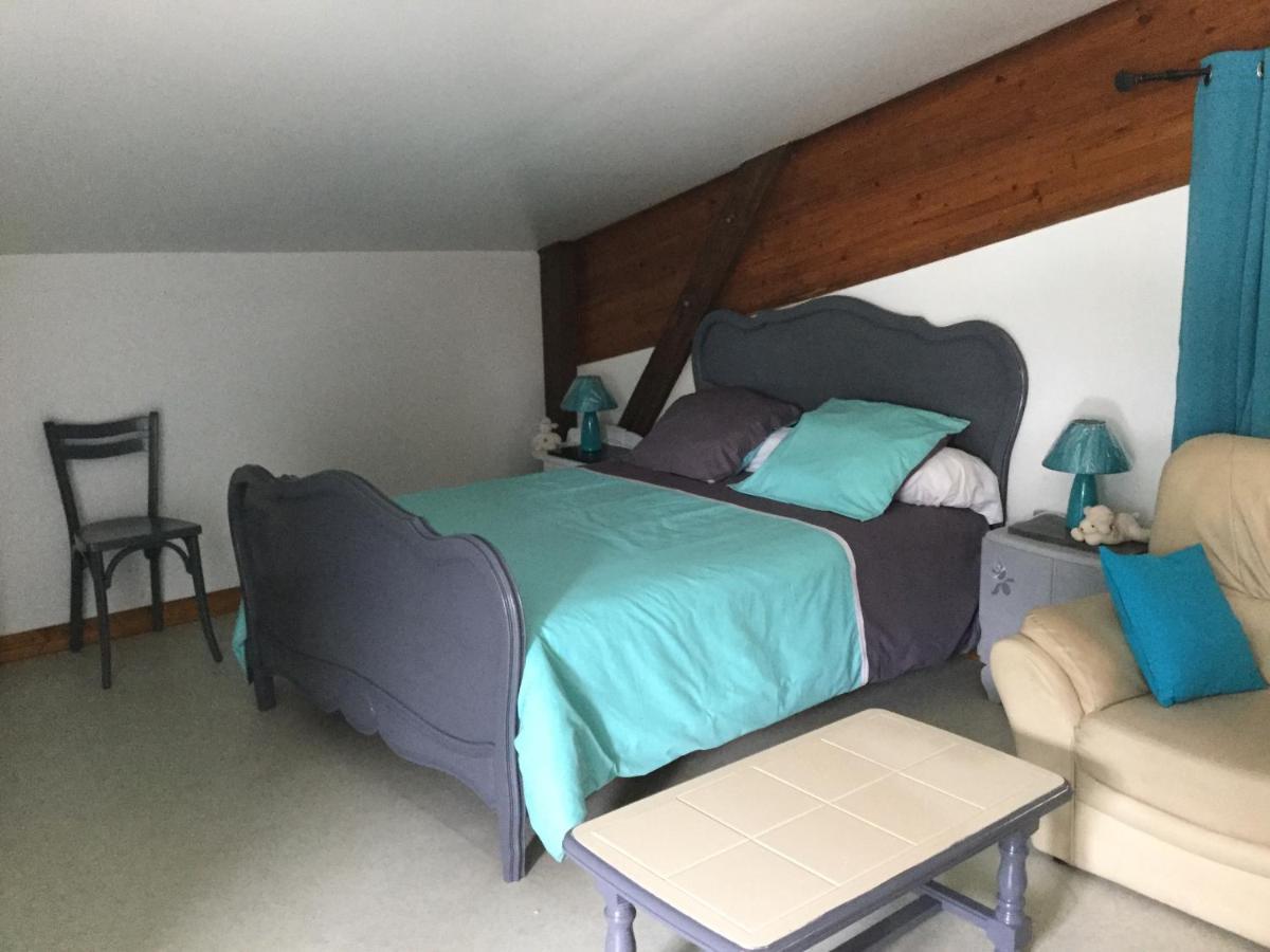 Le Loup Dans La Bergerie Bed and Breakfast Montmartin-sur-Mer Exteriör bild